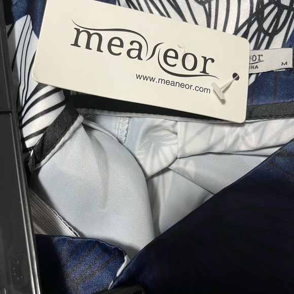 Meaneor Navy & White Floral A-Line Midi Skirt – Size M (NWT) - Picture 4 of 9